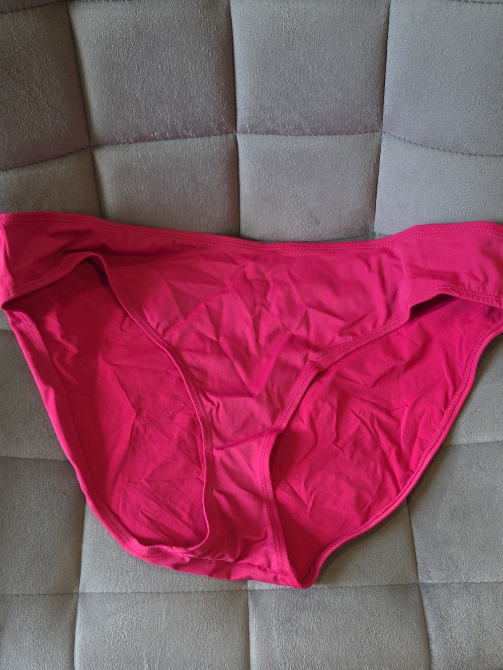 Women's Seamless High-Cut Bikini Bottoms - Hot Pink